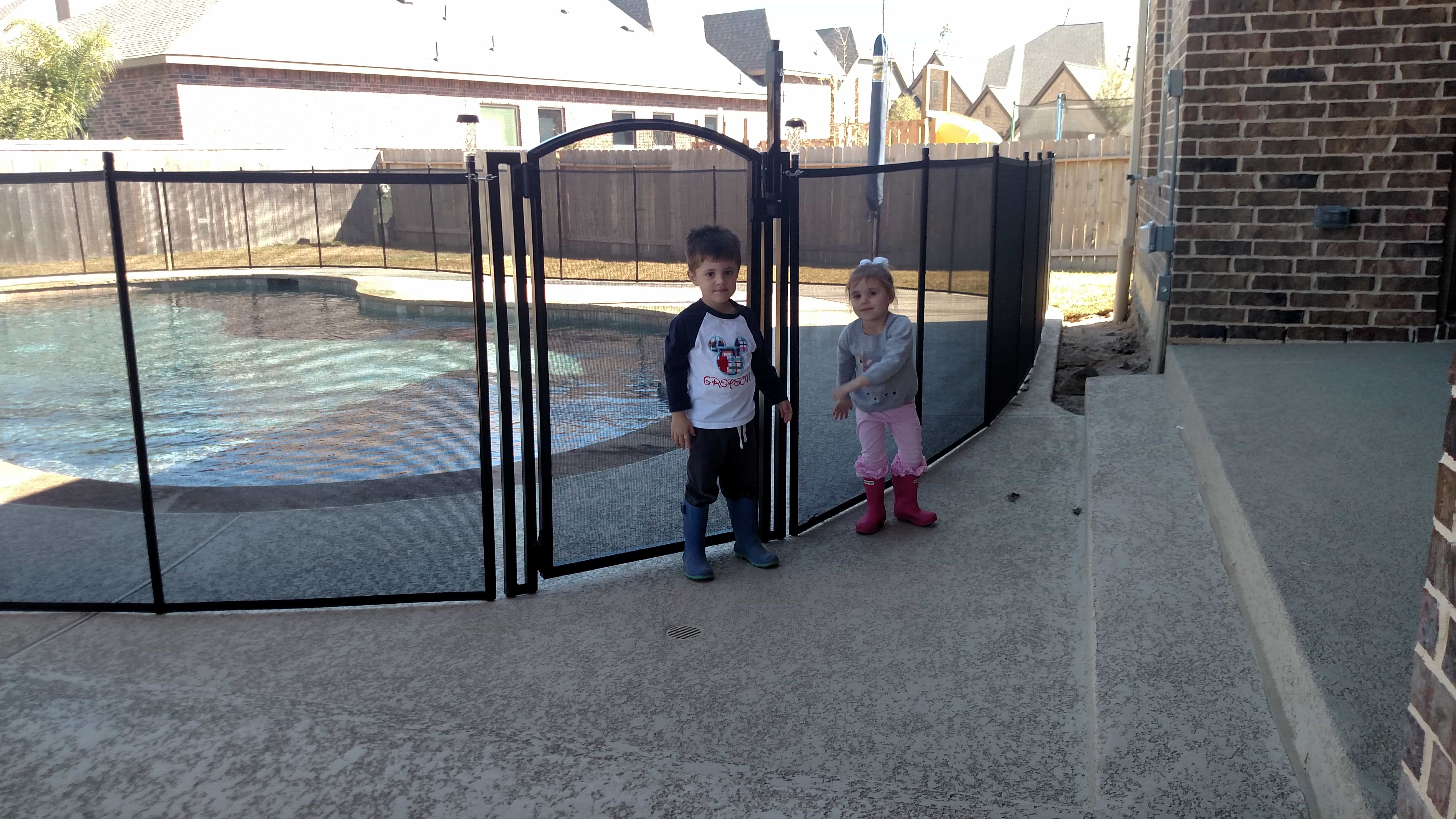 photo gallery picture of children safely outside fence